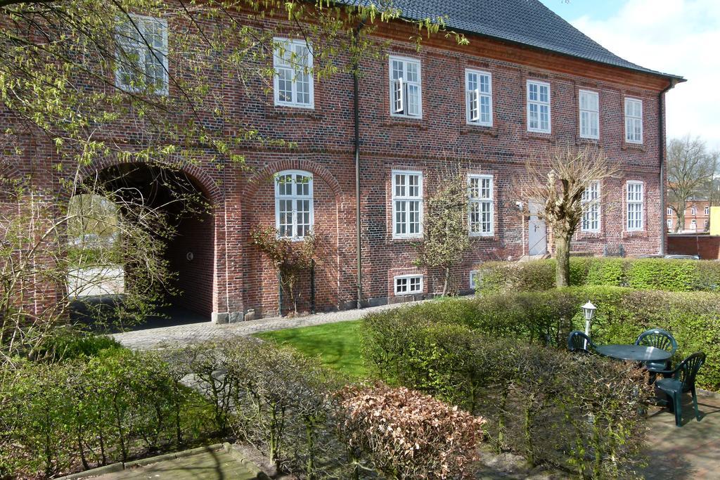 Hotel Pelli Hof Rendsburg By Tulip Inn Kültér fotó